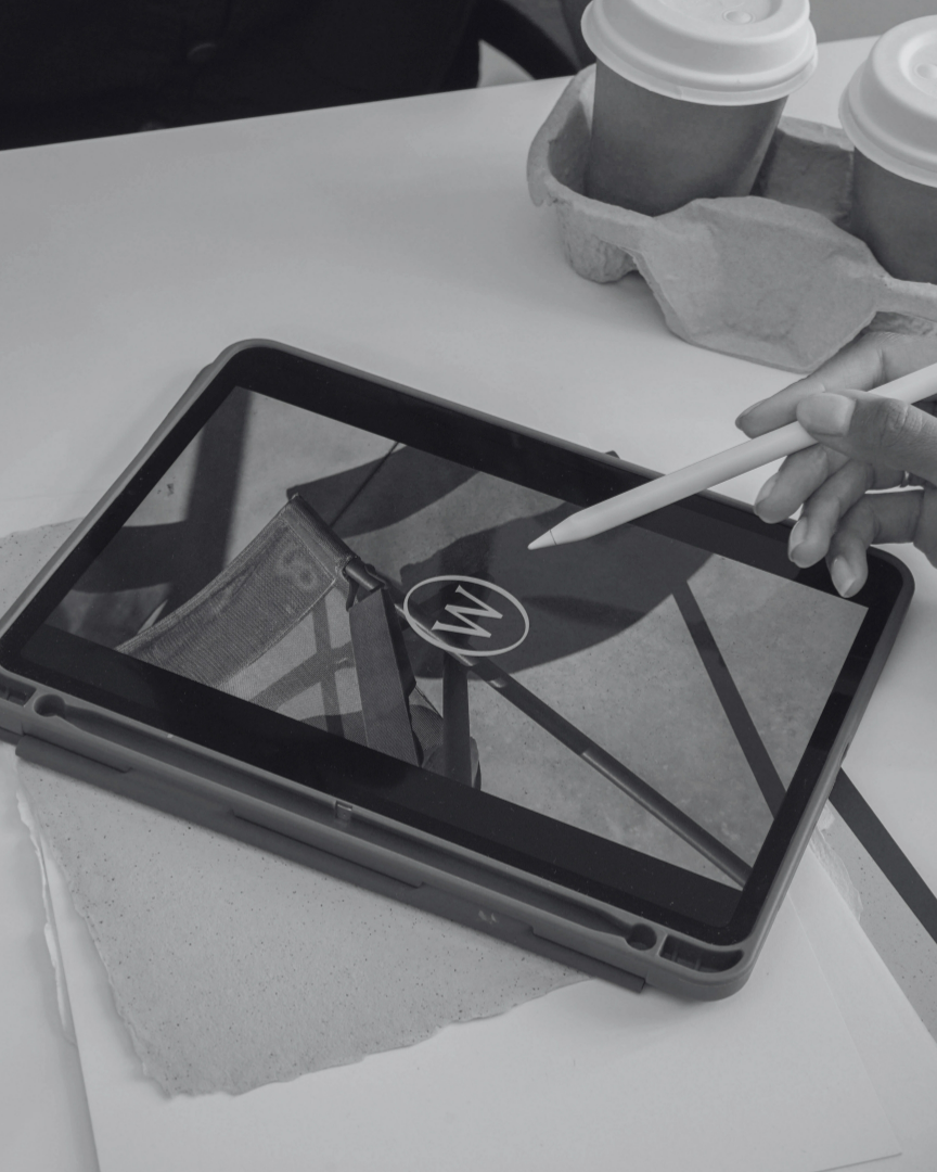 Essenn Studio Logo Design - Essentials